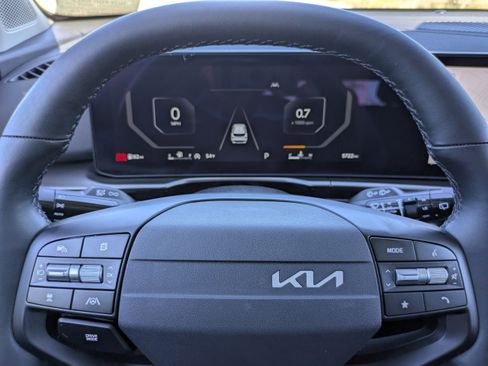 Certified 2026 Kia Sportage SX image 34