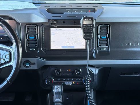 Used 2022 Ford Bronco Black Diamond image 15