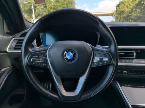 Used 2020 BMW 330i Sedan w/ Convenience Package RWD image 20