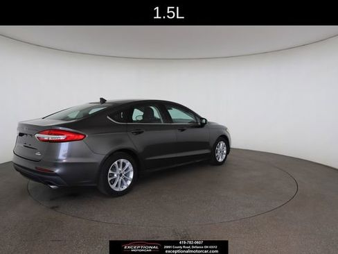 Used 2019 Ford Fusion SE image 19