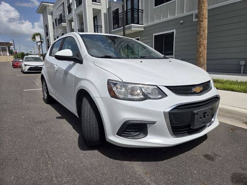 Used 2019 Chevrolet Sonic LT FWD image 4
