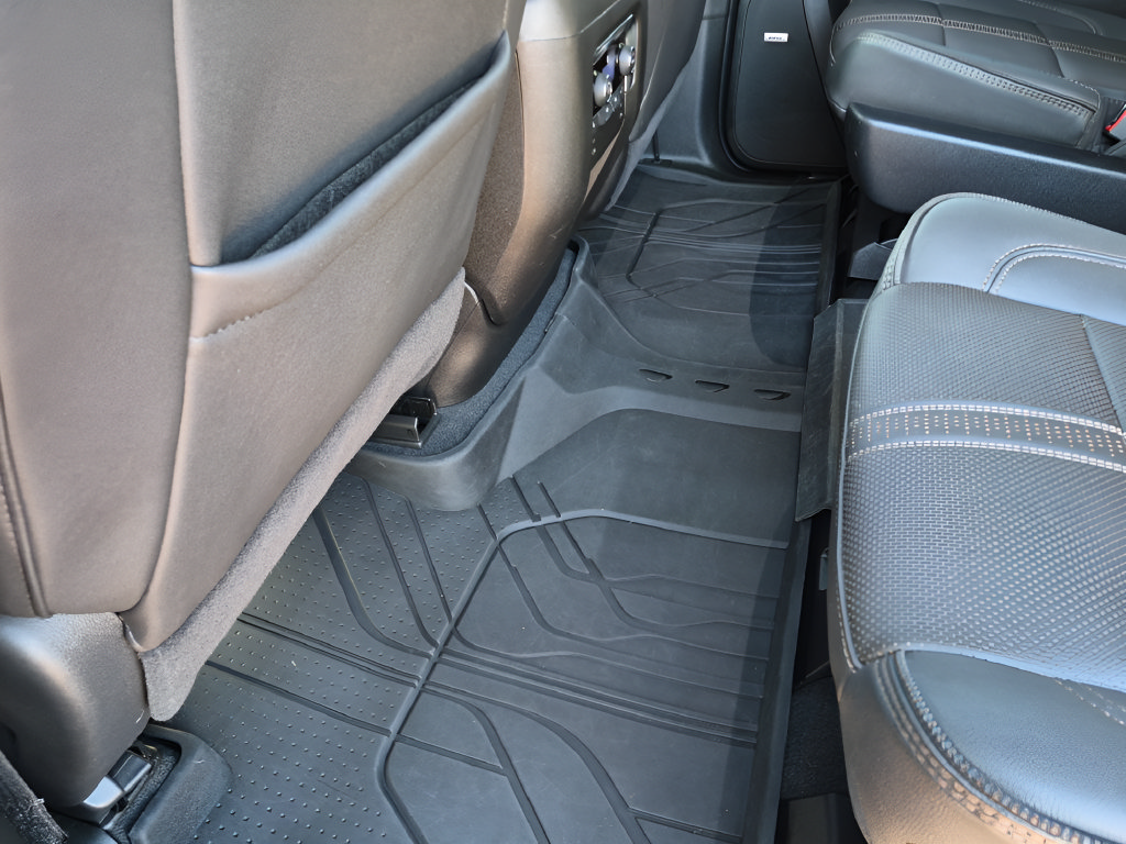 Used 2025 Chevrolet Tahoe High Country RWD image 34