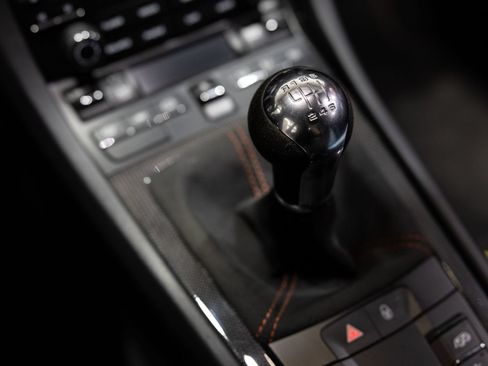 Used 2018 Porsche 911 GT3 RWD image 37