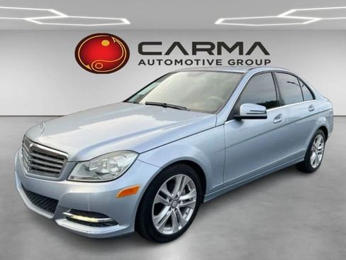 Used 2013 Mercedes-Benz C 250 Sedan image 2