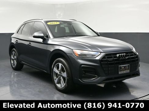 Used 2025 Audi Q5 2.0T Premium image 1