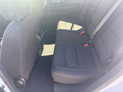 Used 2024 GMC Terrain SLE image 19