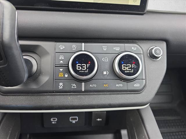 Used 2024 Land Rover Defender 110 S AWD/4WD image 21