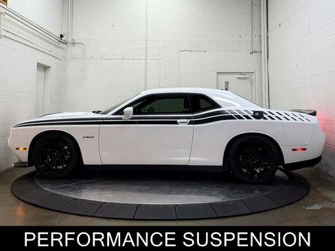 Used 2022 Dodge Challenger R/T w/ Blacktop Package image 5