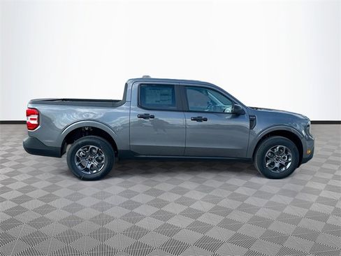 New 2025 Ford Maverick XLT image 3