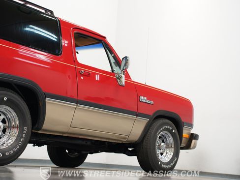 Used 1992 Dodge Ramcharger LE image 27