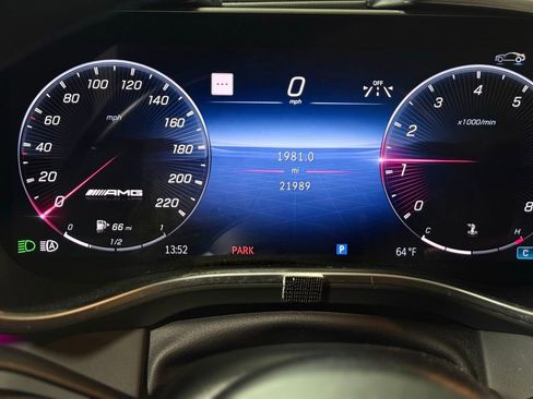 Used 2022 Mercedes-Benz SL 63 AMG 4MATIC image 16