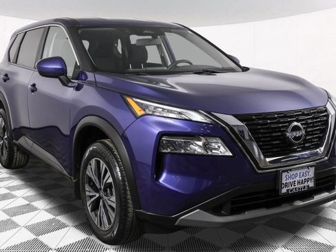 Used 2023 Nissan Rogue SV image 17