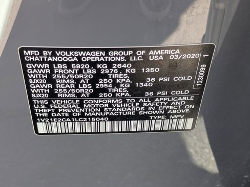 Used 2020 Volkswagen Atlas Cross Sport SE w/ Towing Package AWD/4WD image 35