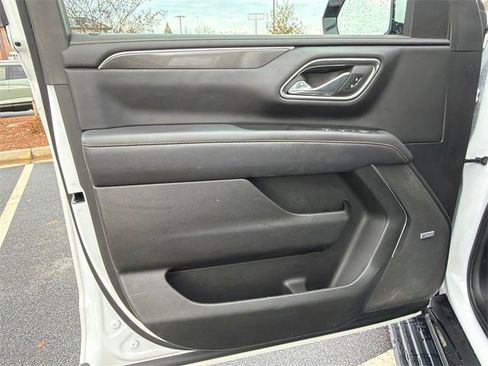 Used 2023 GMC Yukon AT4 image 10