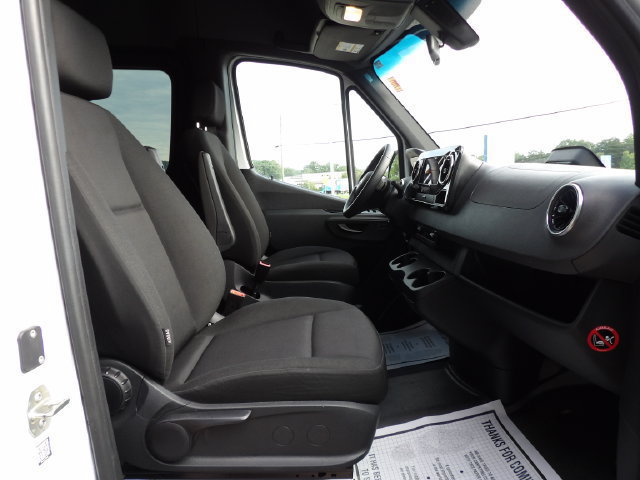 Used 2025 Mercedes-Benz Sprinter 2500 image 15