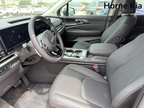 New 2026 Kia Carnival SX Prestige FWD image 9