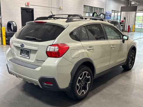 Used 2016 Subaru Crosstrek 2.0i Premium AWD/4WD image 4