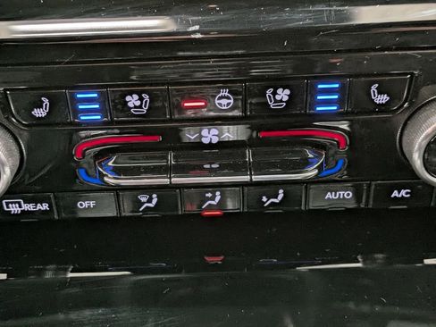 Used 2023 Jeep Grand Cherokee Summit w/ Luxury Tech Group V AWD/4WD image 12