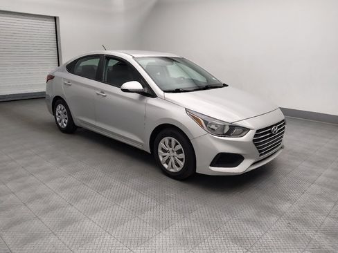 Used 2022 Hyundai Accent SE FWD image 11