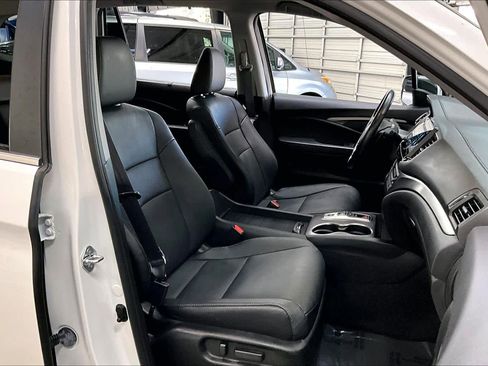 Used 2021 Honda Pilot Special Edition image 9