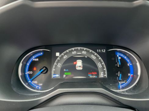 Used 2025 Toyota RAV4 LE image 40