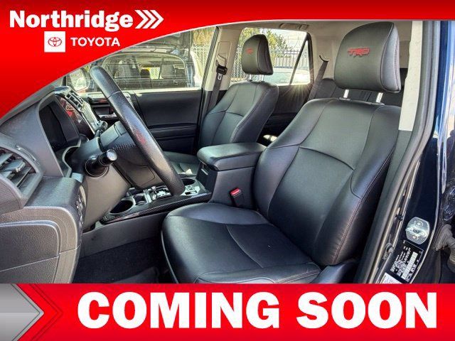 Used 2023 Toyota 4Runner TRD Off-Road Premium w/ Moonroof Package AWD/4WD image 6