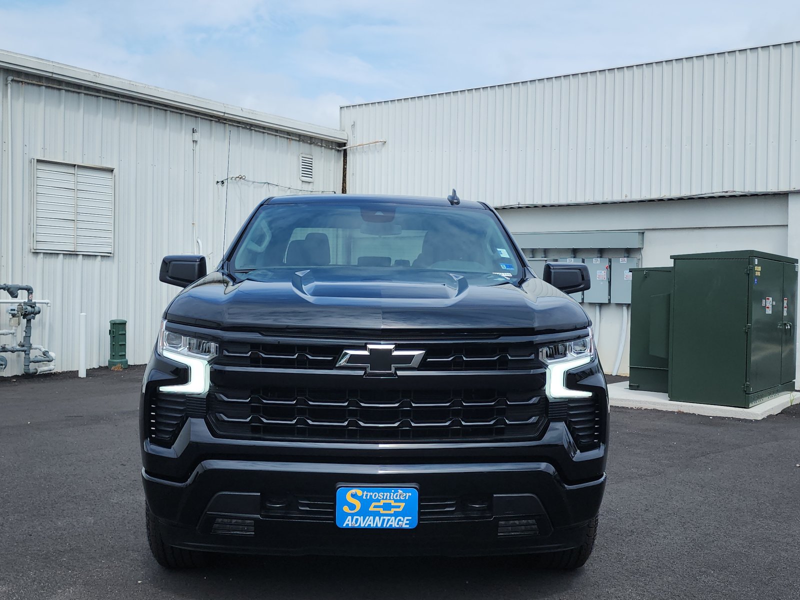 New 2026 Chevrolet Silverado 1500 RST w/ Z71 Off-Road Package AWD/4WD image 8