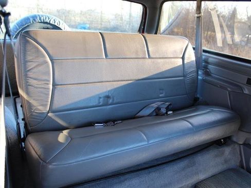 Used 1996 Ford Bronco XLT image 13