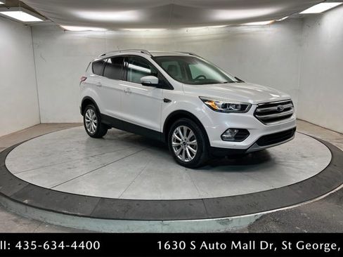 Used 2017 Ford Escape Titanium w/ Equipment Group 301A image 7