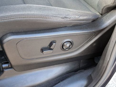 Used 2019 RAM 1500 Big Horn image 16