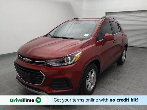 Used 2020 Chevrolet Trax LT image 1
