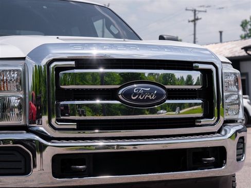 Used 2015 Ford F250 XLT AWD/4WD image 9