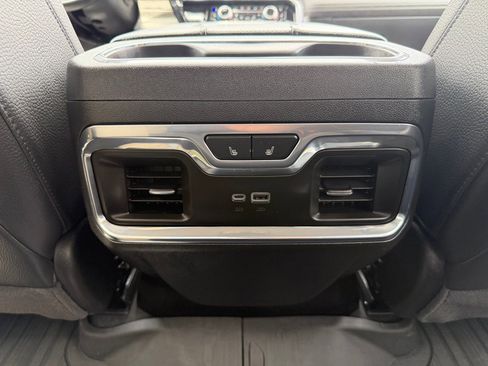 Used 2025 GMC Sierra 3500 Denali w/ Denali Reserve Package AWD/4WD image 25