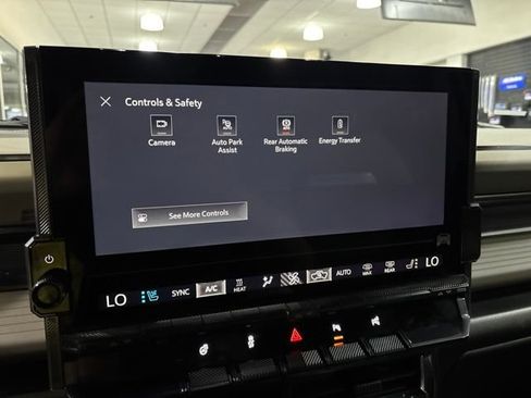 Used 2026 GMC Hummer EV SUV AWD/4WD image 29