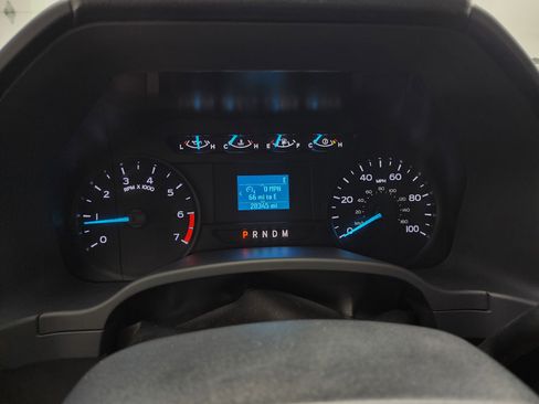 Used 2022 Ford F350 XL w/ Power Equipment Group image 10