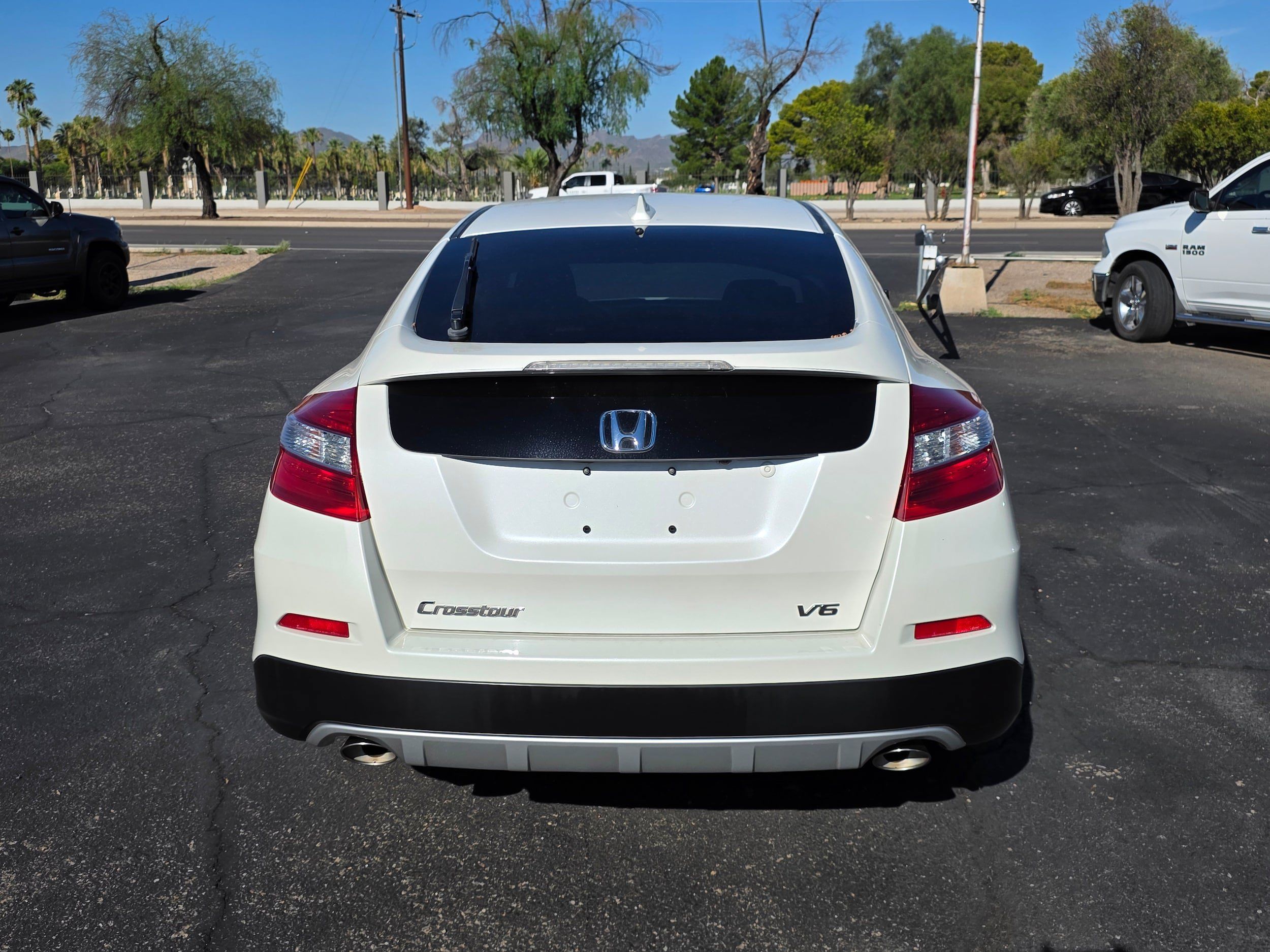 Used 2013 Honda Crosstour EX image 4