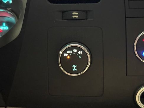 Used 2013 GMC Sierra 1500 SLE w/ Power Tech Package AWD/4WD image 10