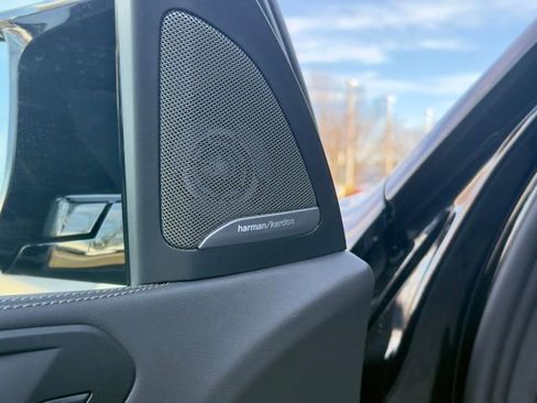 Used 2026 BMW X5 M60i image 14