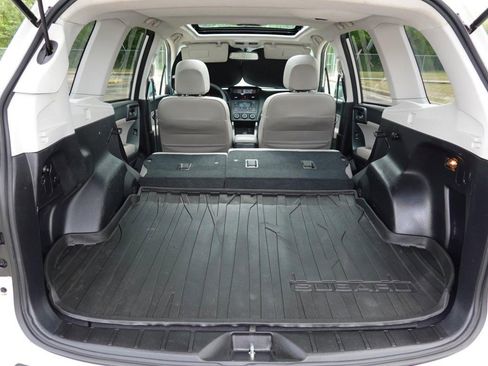 Used 2014 Subaru Forester 2.5i Limited w/ Popular Package #2 image 28