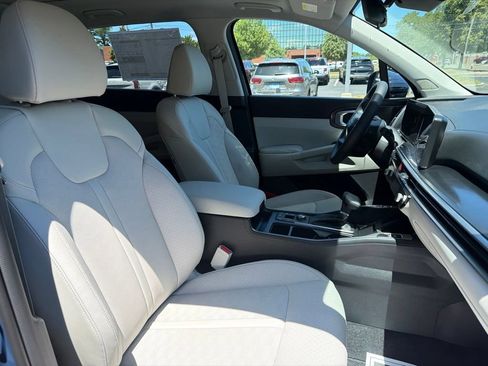 New 2026 Kia Sorento S AWD/4WD image 11