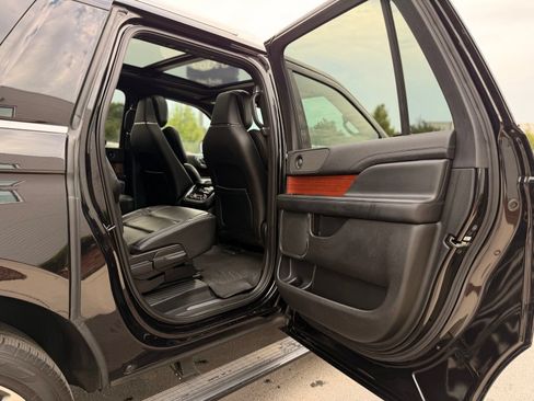Used 2021 Lincoln Navigator L Reserve AWD/4WD image 18