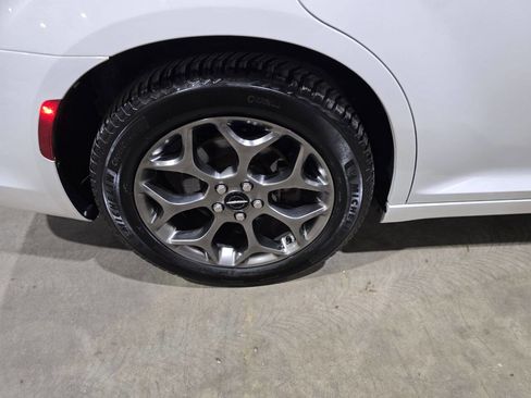 Used 2015 Chrysler 300 S w/ 300S Premium Group image 21