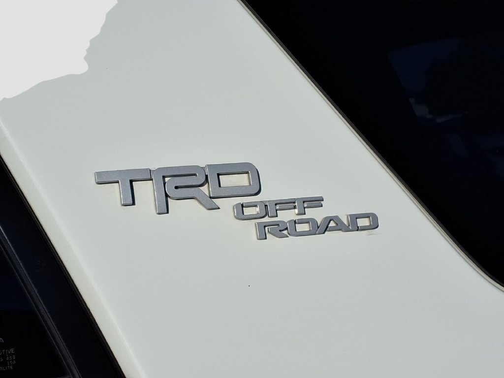 Used 2024 Toyota 4Runner TRD Off-Road Premium w/ Moonroof Package AWD/4WD image 9