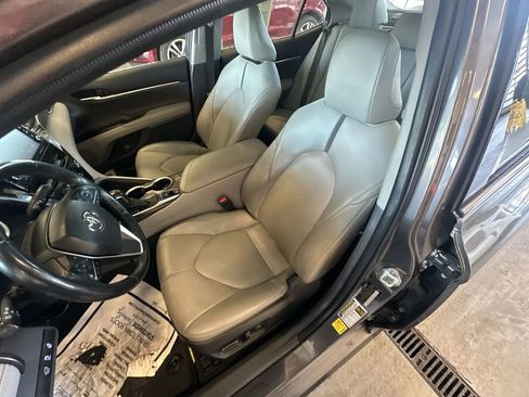 Used 2023 Toyota Camry XLE w/ Cold Weather Package image 17