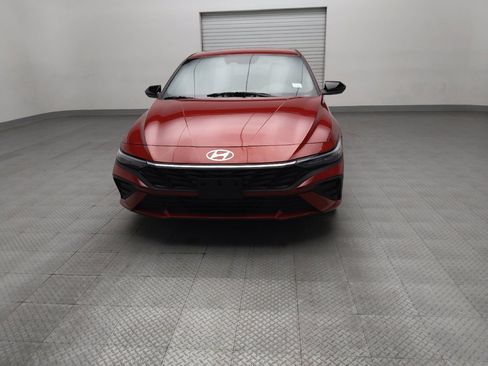 Used 2025 Hyundai Elantra Sport image 15