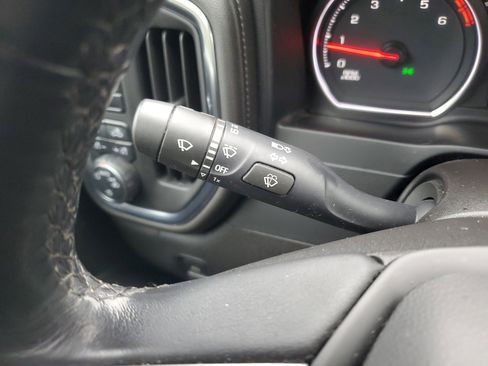 Used 2022 Chevrolet Silverado 2500 LT w/ Convenience Package image 19