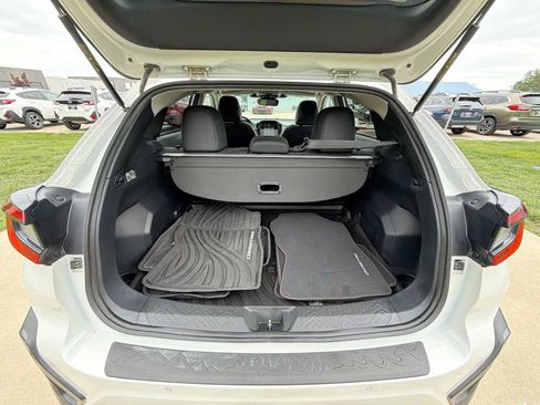 Used 2024 Subaru Crosstrek 2.5i Limited w/ Crosstrek Mirror Package AWD/4WD image 29