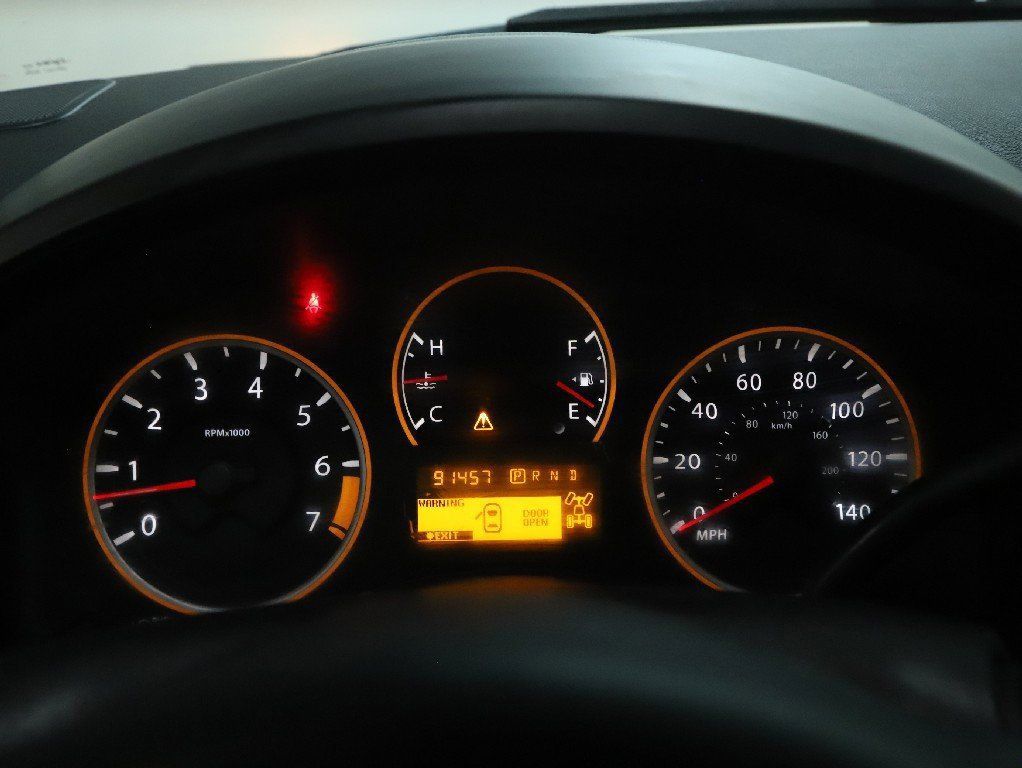 Used 2012 Nissan Titan S AWD/4WD image 23