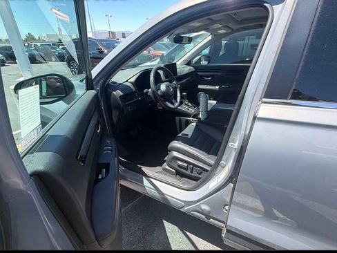 Used 2023 Honda CR-V EX-L image 4