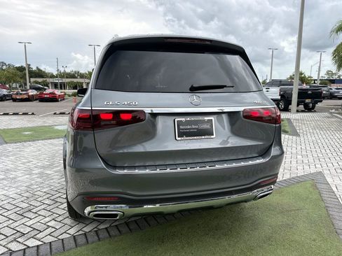 Certified 2026 Mercedes-Benz GLS 450 4MATIC image 9